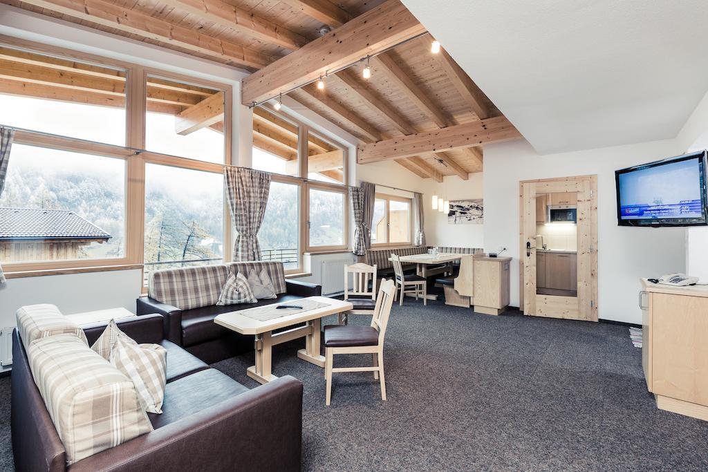 Leni Mountain Appartements Solden Phòng bức ảnh